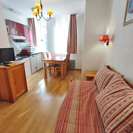 Pat 83, T2, Centre Luchon, Wifi, Casier A Skis, 4 Personnes Bagnères-de-Luchon Exterior foto