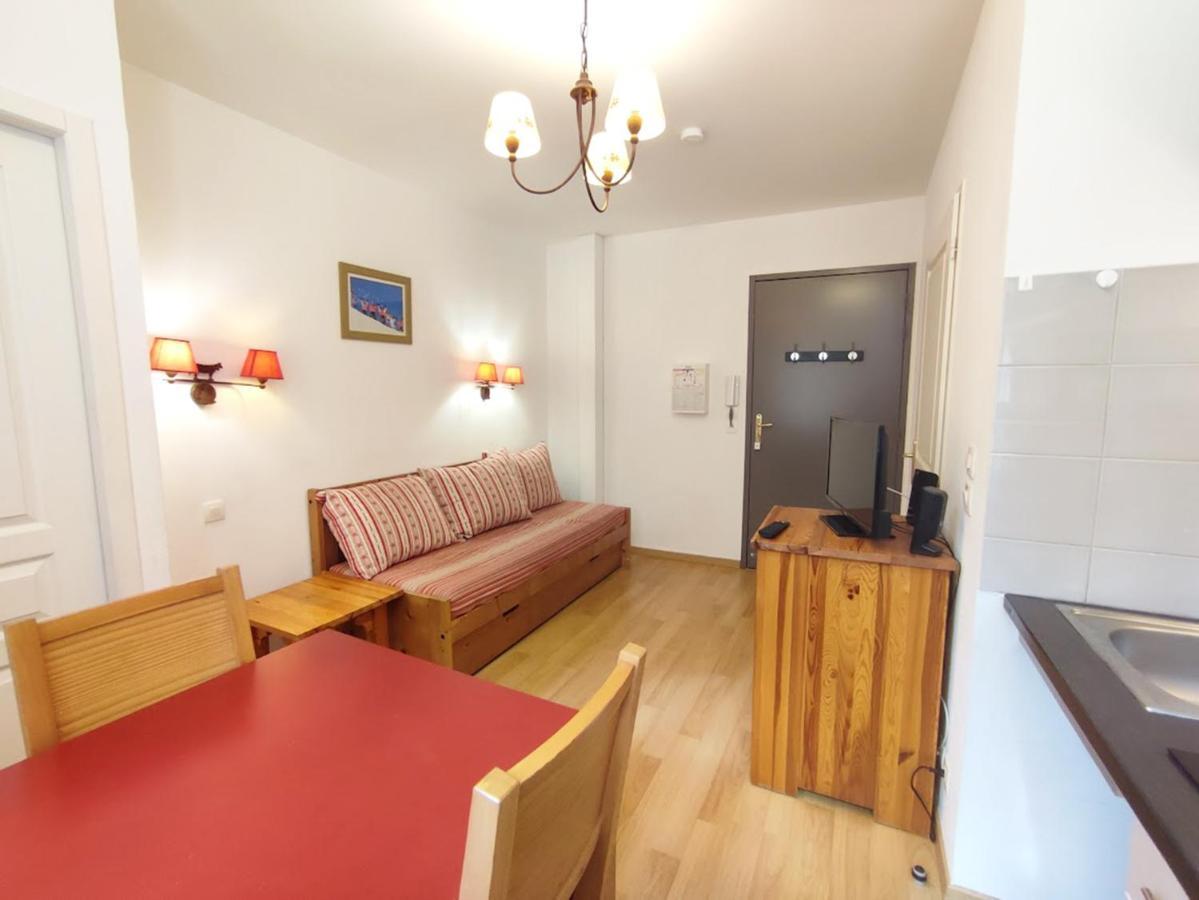 Pat 83, T2, Centre Luchon, Wifi, Casier A Skis, 4 Personnes Bagnères-de-Luchon Exterior foto